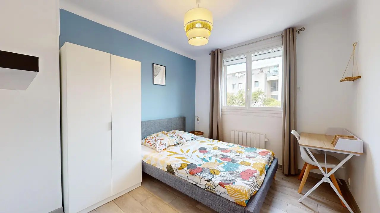Colocation meublée de 64.0m2 - 447€ - Marseille