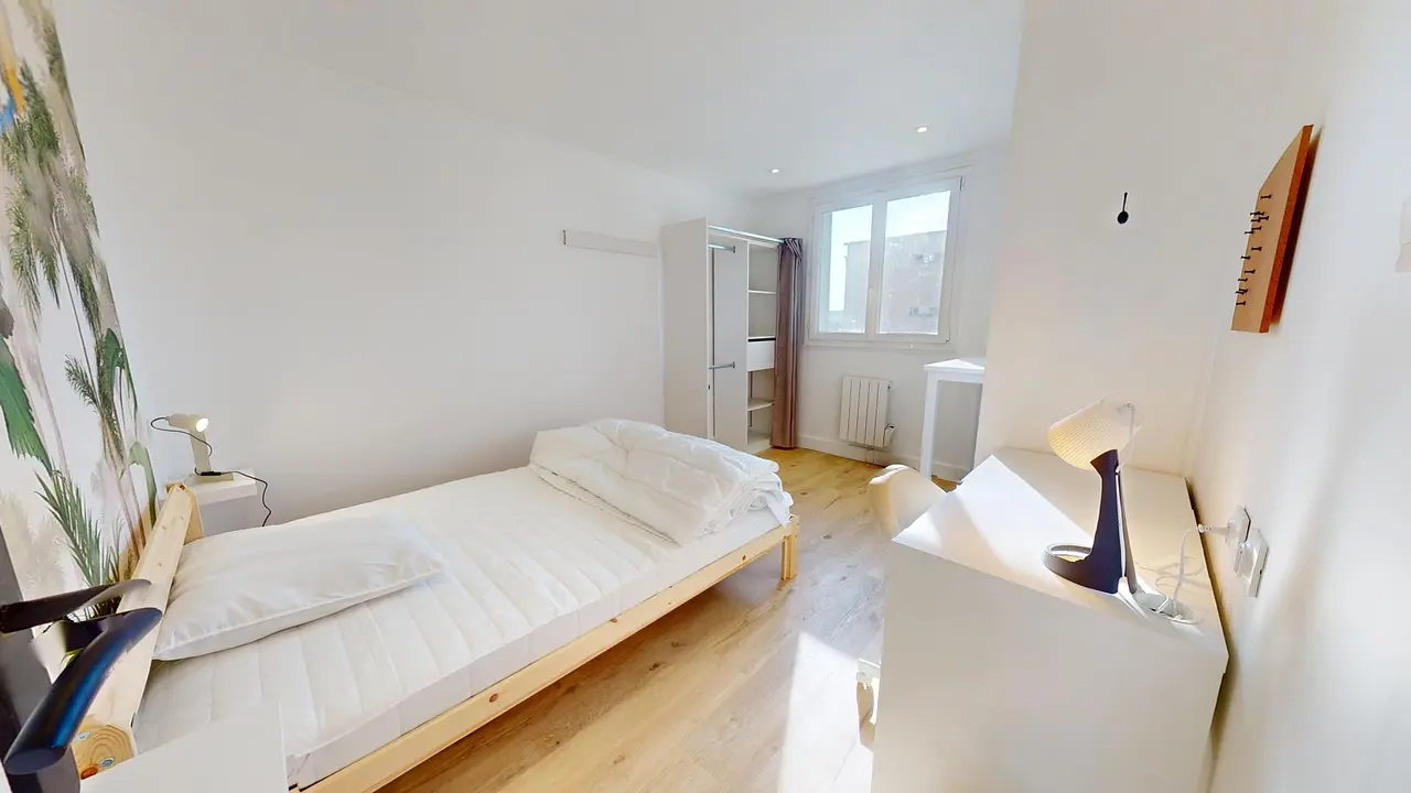 Colocation meublée de 63.0m2 - 444€ - Bron