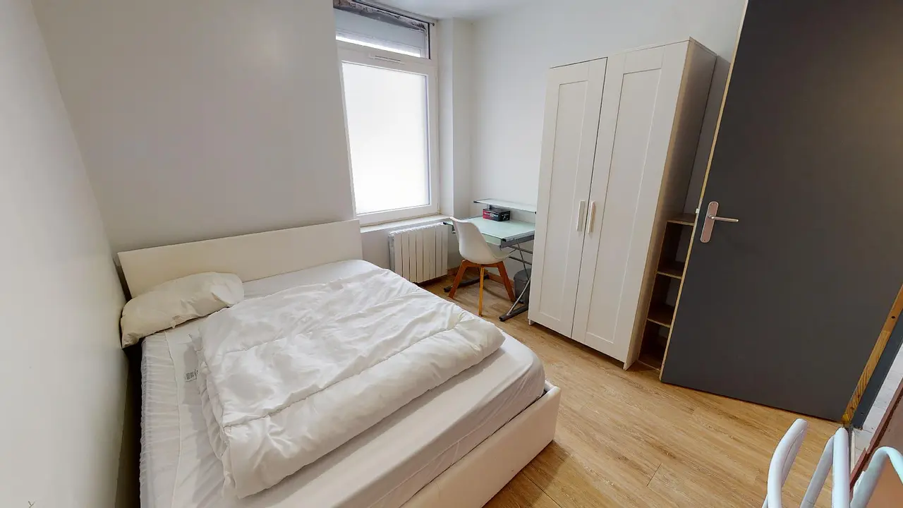 Colocation meublée de 95.0m2 - 579€ - Lille