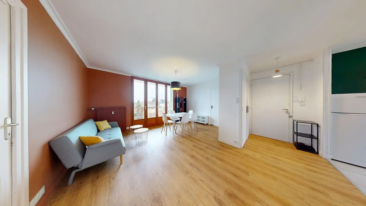 Colocation meublée de 70.0m2 - 518€ - Vénissieux