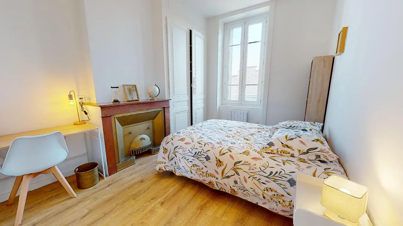 Colocation meublée de 57.0m2 - 500€ - Oullins