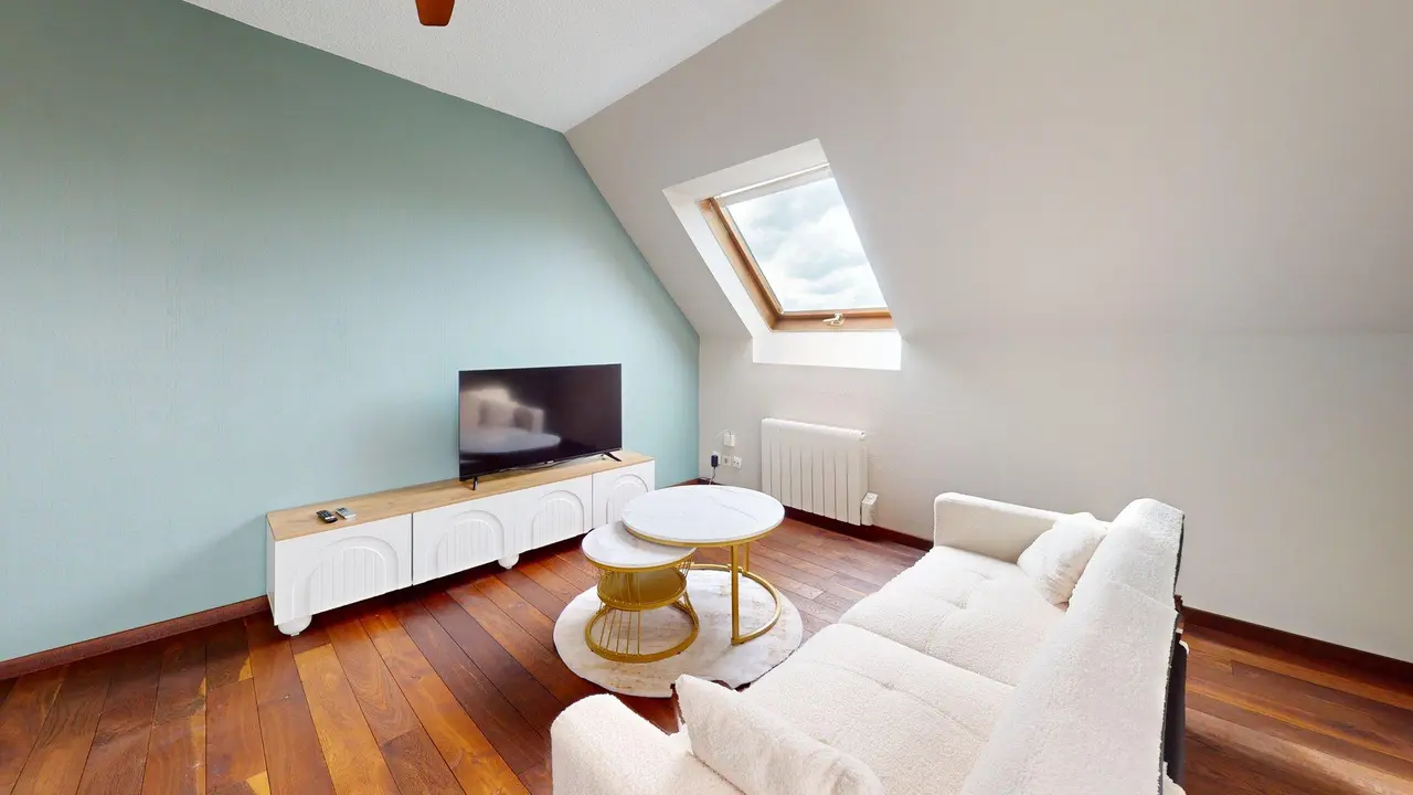 Appartement meublé de 65.0m2 - 1100€ - Schiltigheim