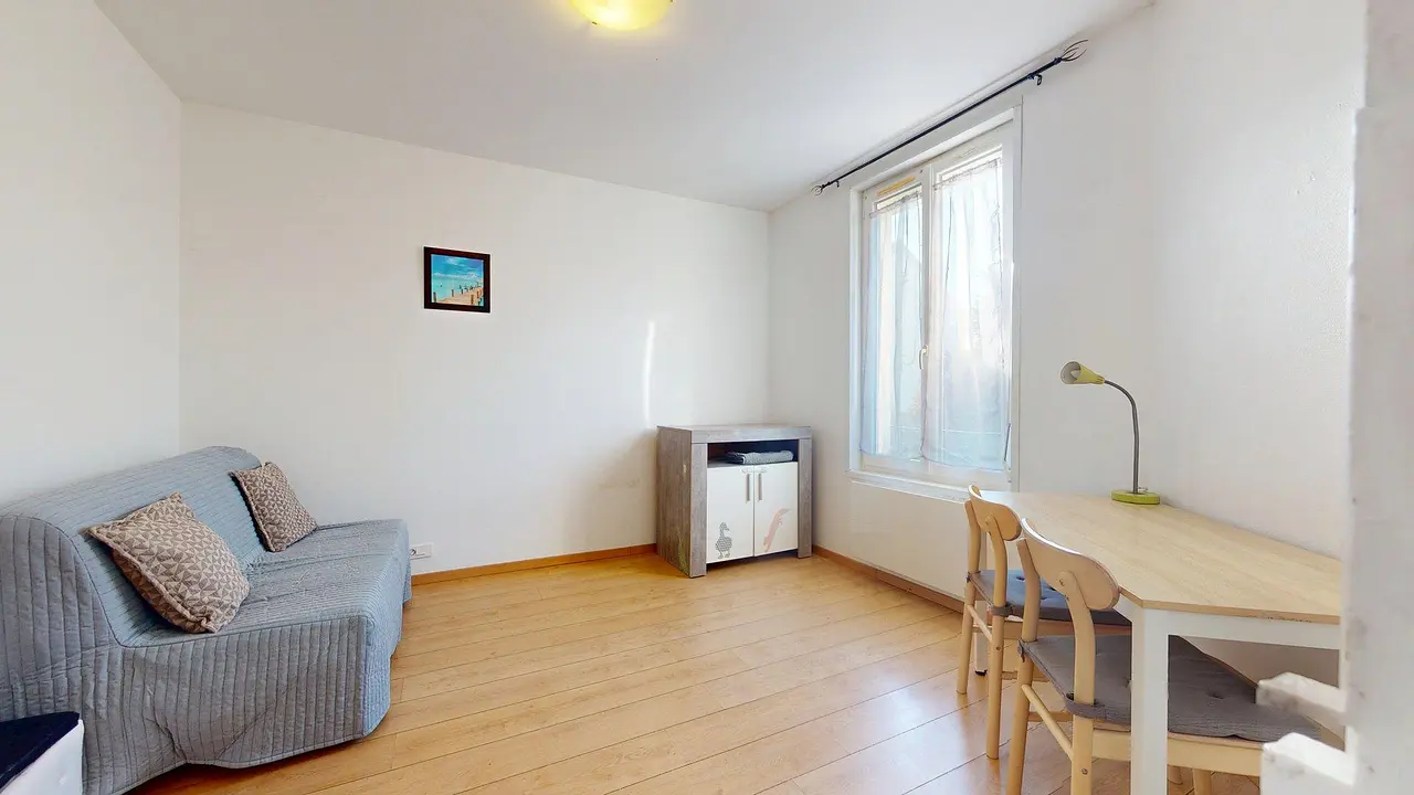 Maison meublée de 22.0m2 - 642€ - Trappes
