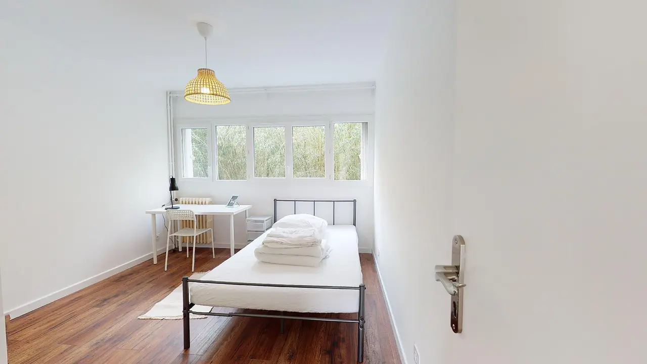 Colocation meublée de 82.0m2 - 444€ - Montpellier