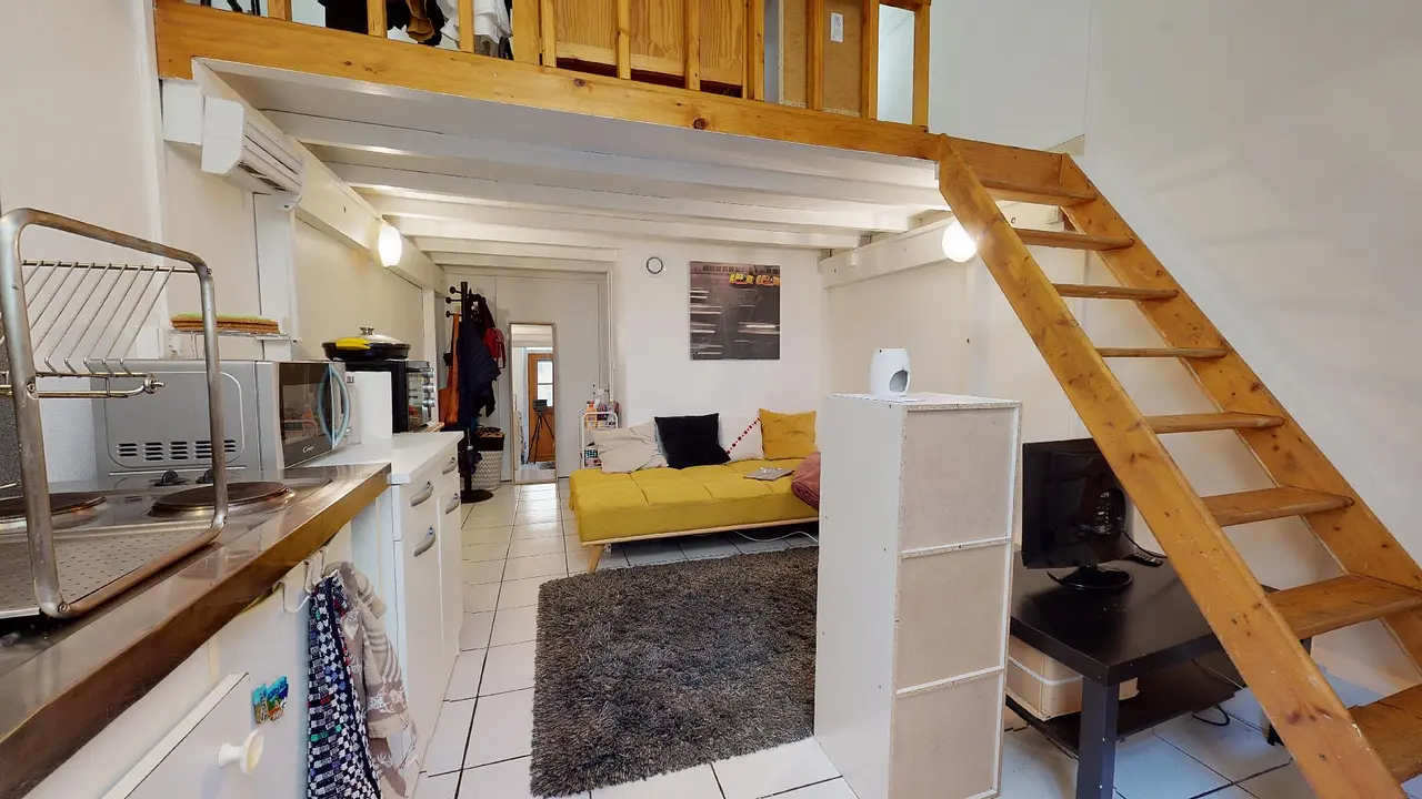 Appartement meublé de 17.0m2 - 599€ - Lyon