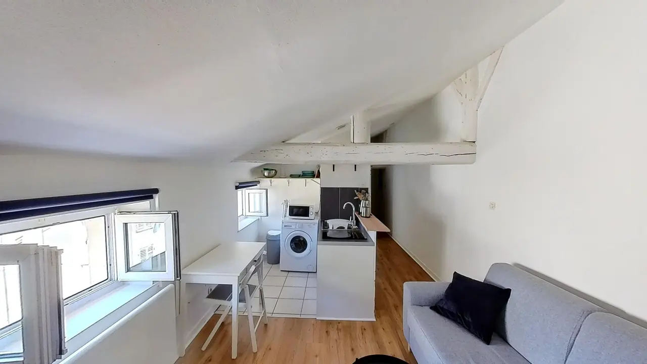 Appartement meublé de 19.97m2 - 483€ - Nancy