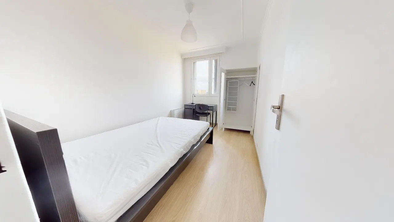 Colocation meublée de 98.0m2 - 500€ - Cergy