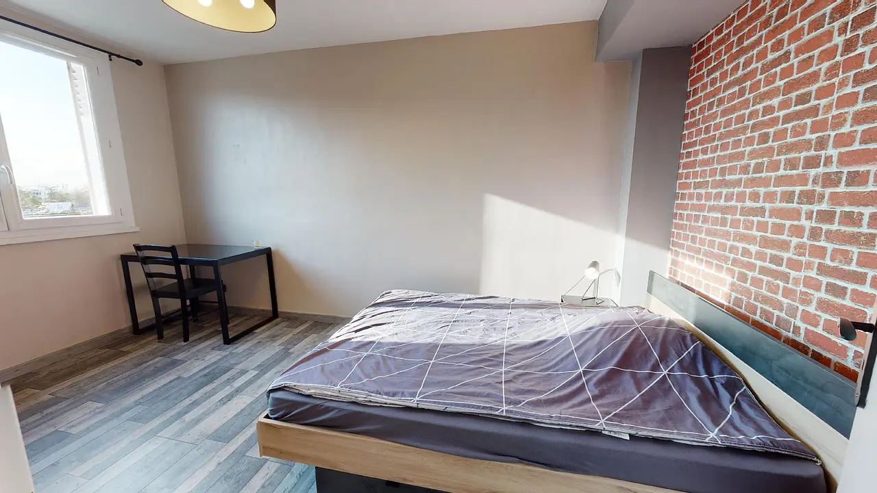 Colocation meublée de 68.0m2 - 513€ - Vénissieux