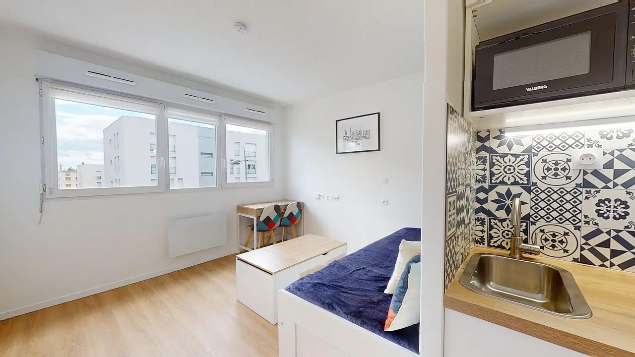 Appartement meublé de 18.66m2 - 595€ - Bron