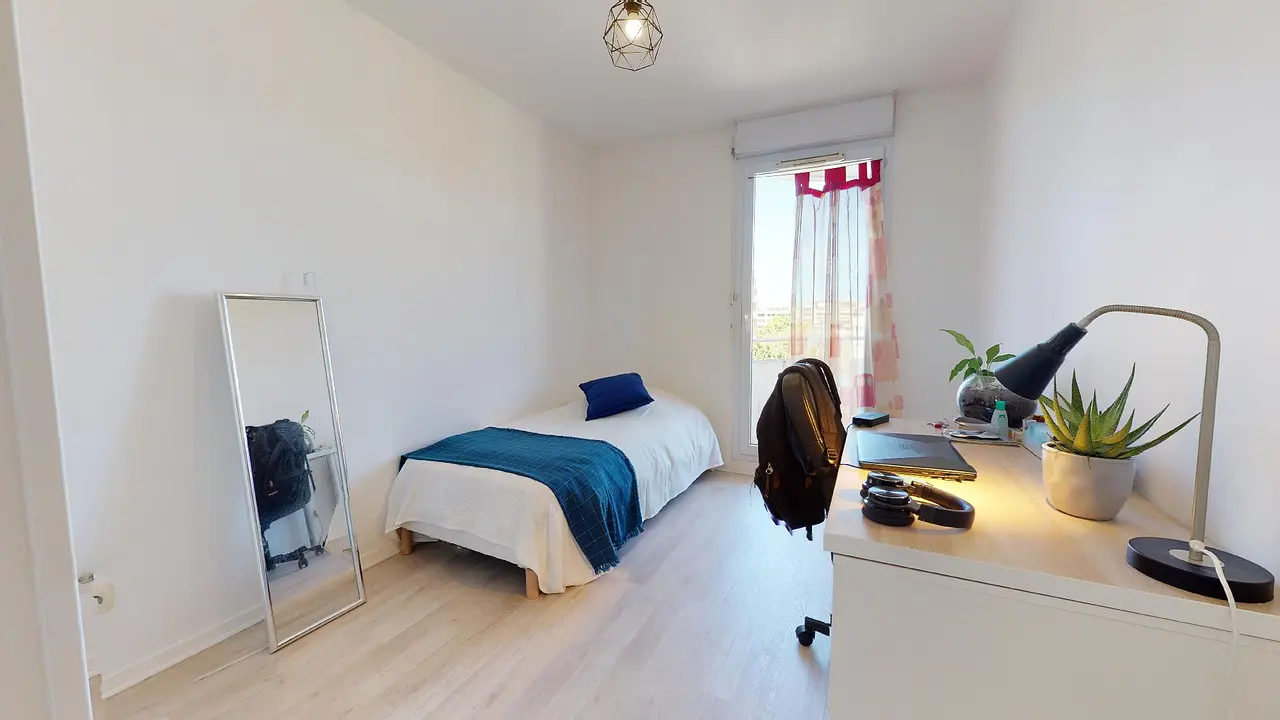 Colocation meublée de 87.0m2 - 535€ - Villeurbanne