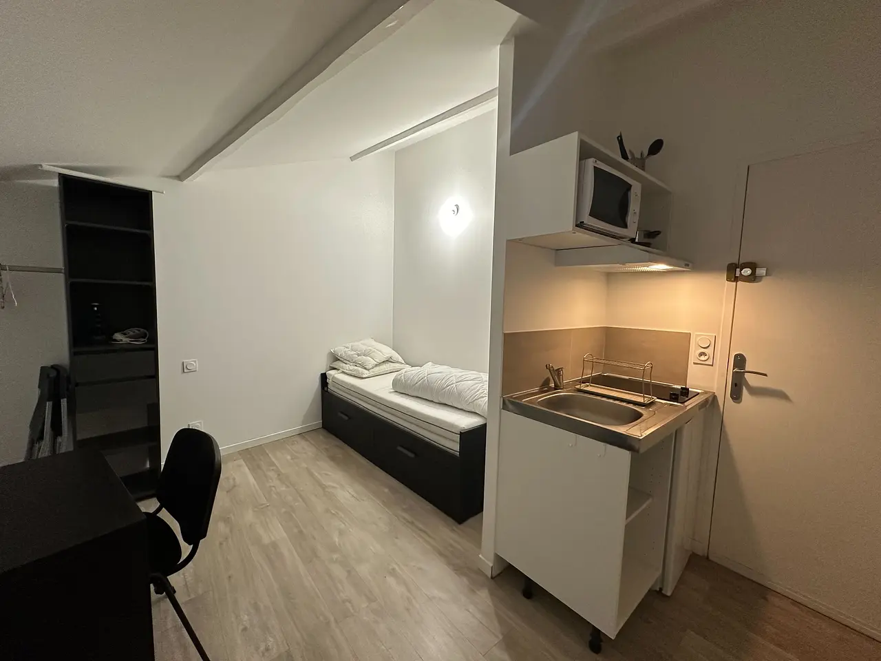 Maison meublée de 14.0m2 - 556€ - Bordeaux