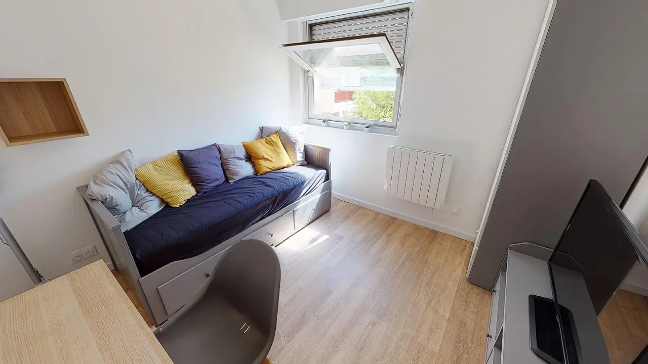 Appartement meublé de 15.57m2 - 644€ - Bordeaux