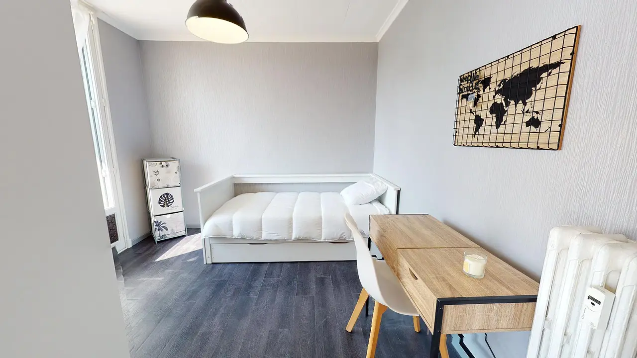Colocation meublée de 66.0m2 - 482€ - Vénissieux