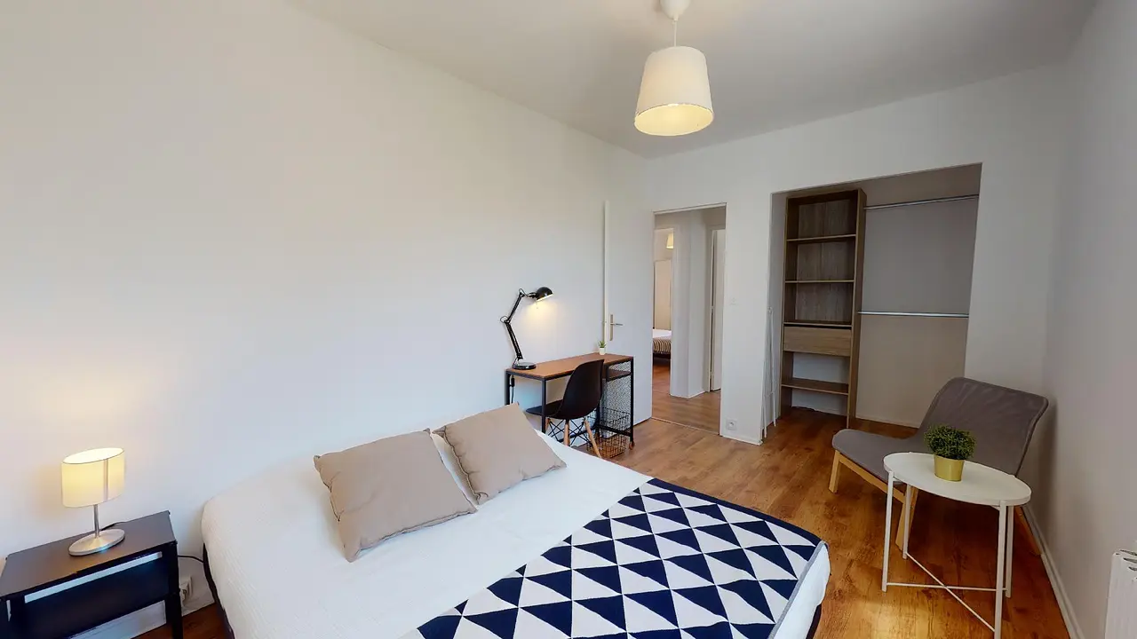 Colocation meublée de 85.0m2 - 558€ - Villeurbanne