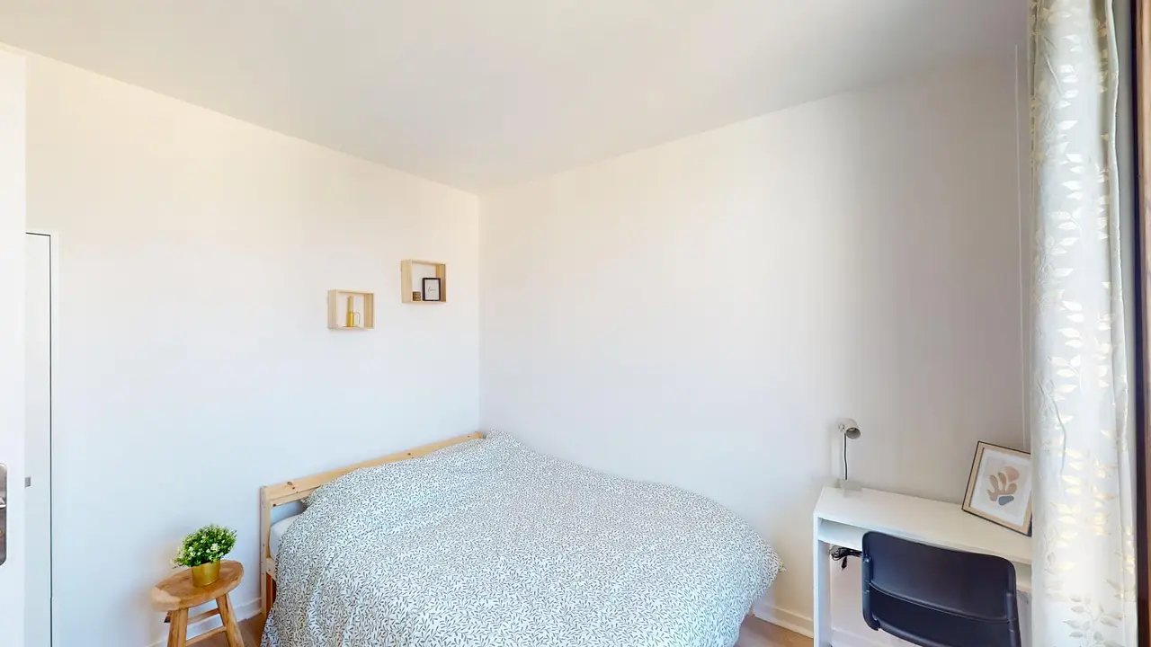 Colocation meublée de 88.0m2 - 680€ - Asnières-sur-Seine
