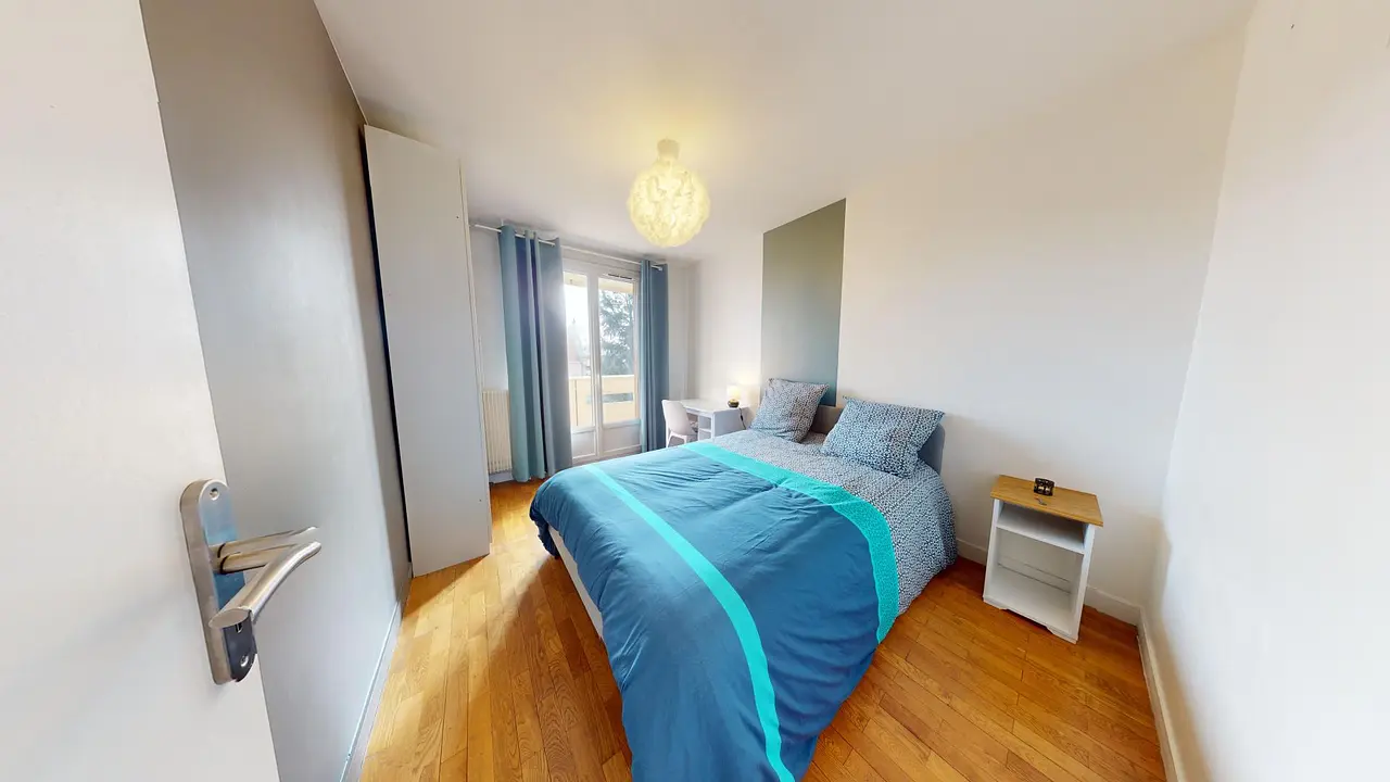 Colocation meublée de 120.0m2 - 585€ - Villeurbanne