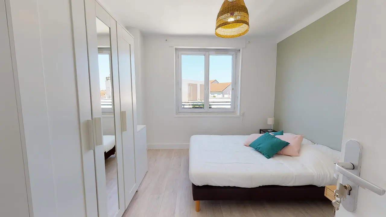 Colocation meublée de 79.0m2 - 500€ - Villeurbanne
