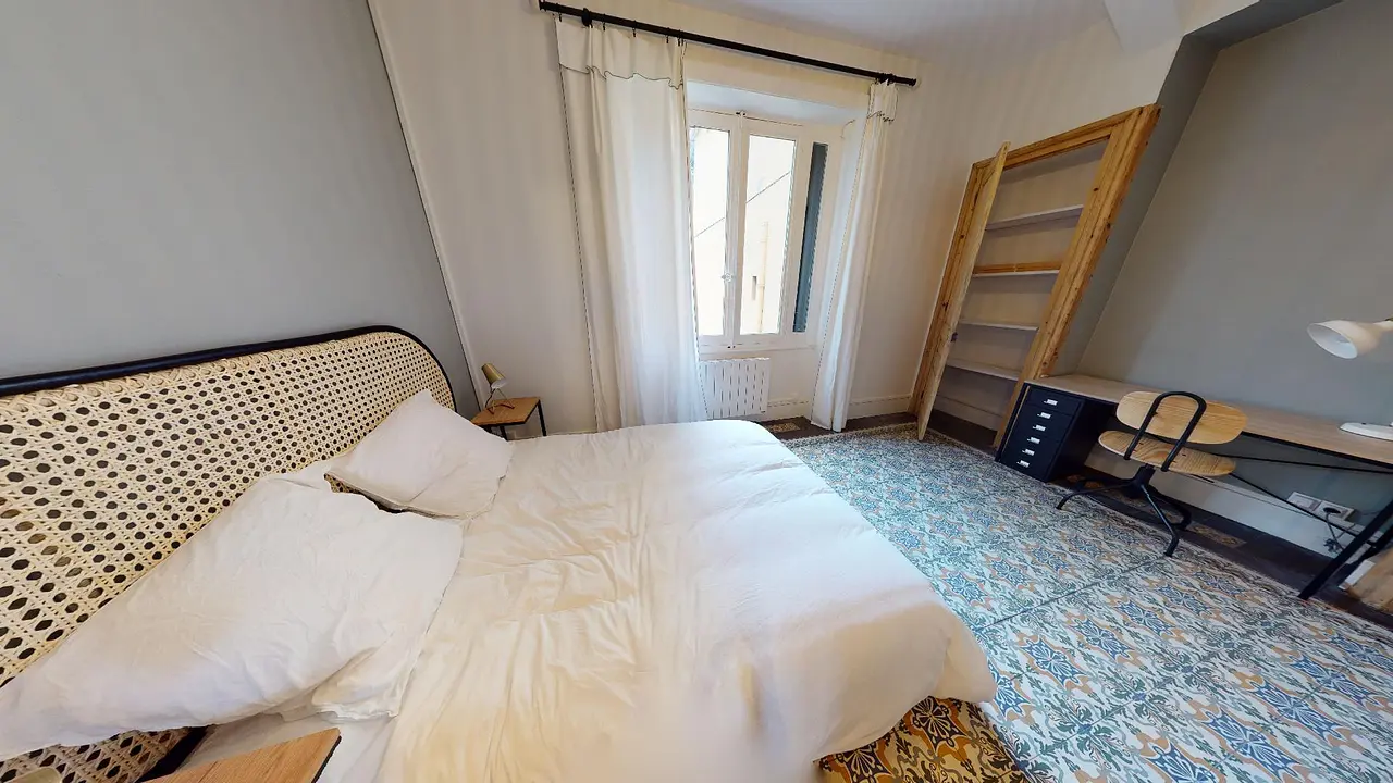 Colocation meublée de 191.0m2 - 475€ - Caluire-et-Cuire