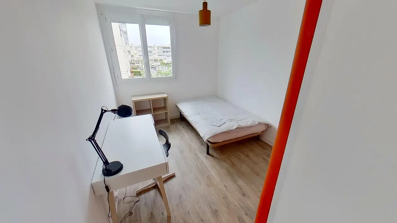 Colocation meublée de 87.0m2 - 440€ - Cenon