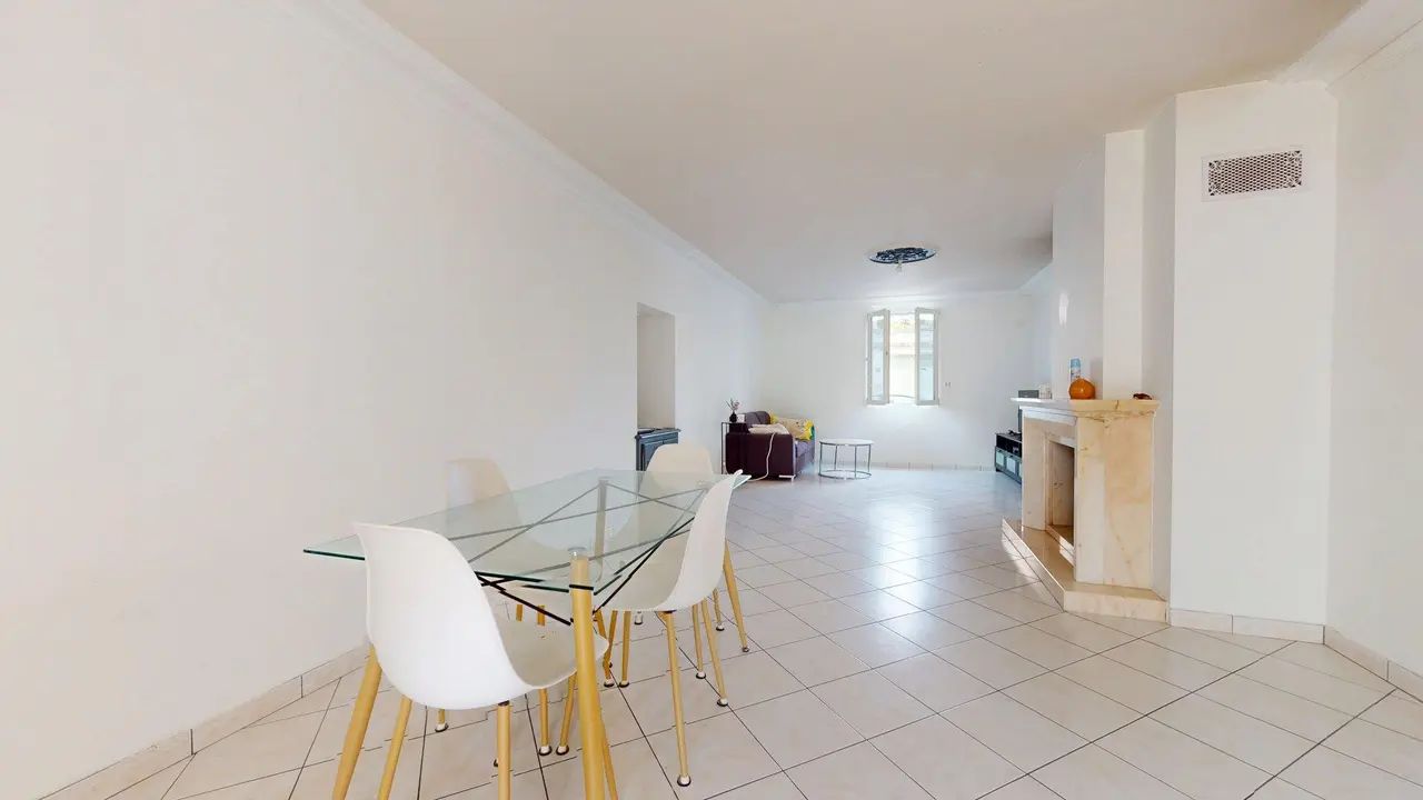 Colocation meublée de 163.69m2 - 430€ - Angers