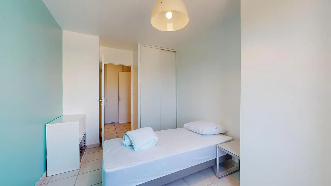 Colocation meublée de 55.0m2 - 496€ - Vénissieux