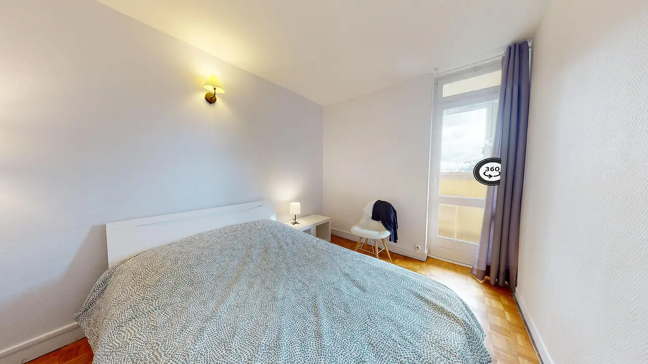 Colocation meublée de 81.0m2 - 490€ - Écully