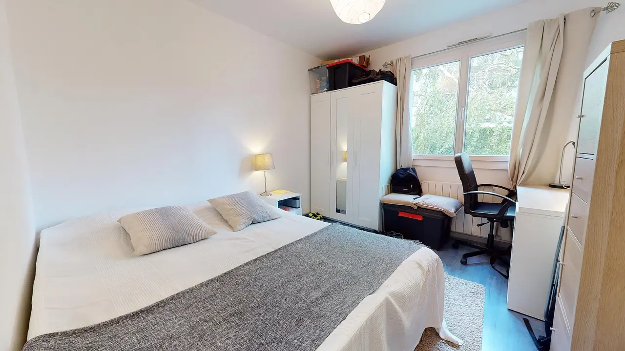 Colocation meublée de 100.0m2 - 503€ - Bron