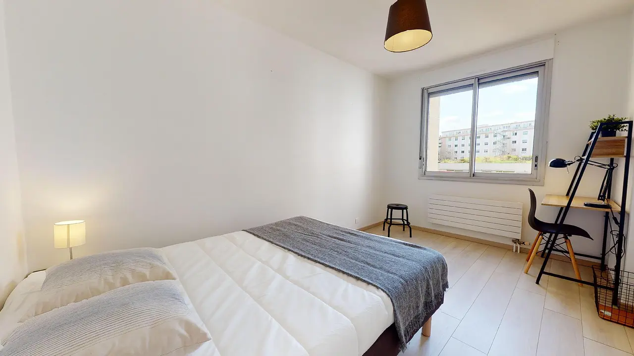 Colocation meublée de 80.0m2 - 602€ - Lyon