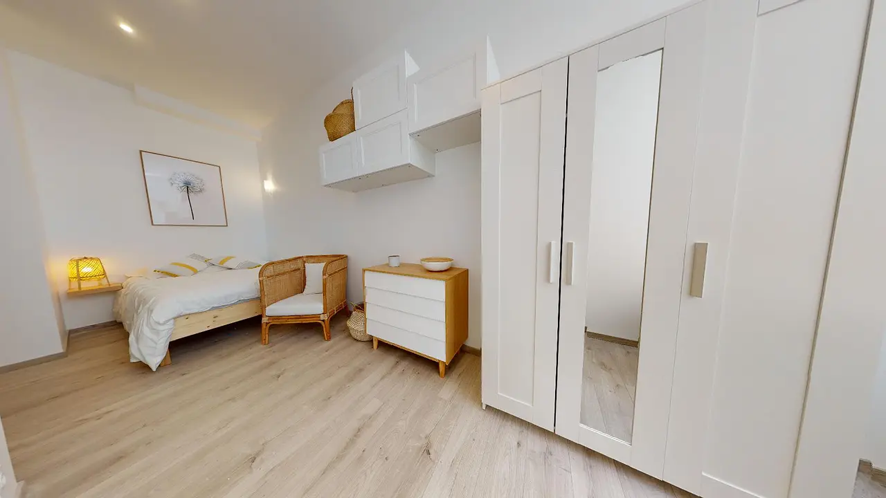 Coliving de 355.0m2 - 812€ - Lyon
