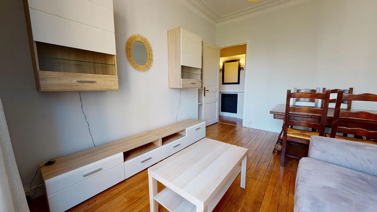 Appartement meublé de 55.0m2 - 1946€ - Paris