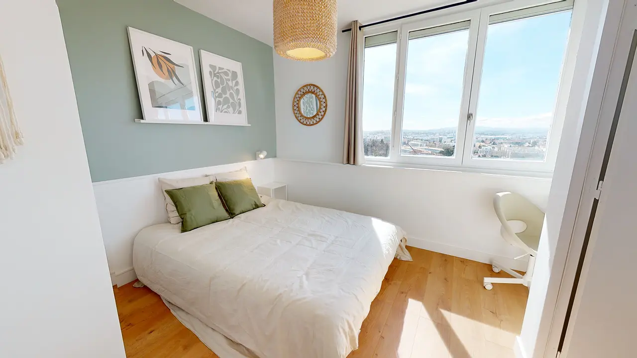 Colocation meublée de 75.0m2 - 504€ - Bron