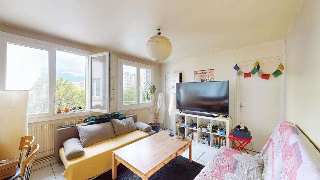 Colocation meublée de 68.0m2 - 376€ - Grenoble