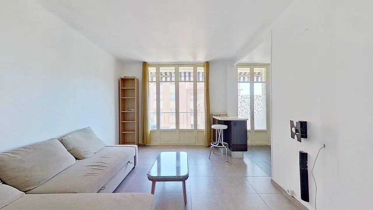Appartement meublé de 39.72m2 - 900€ - Nice
