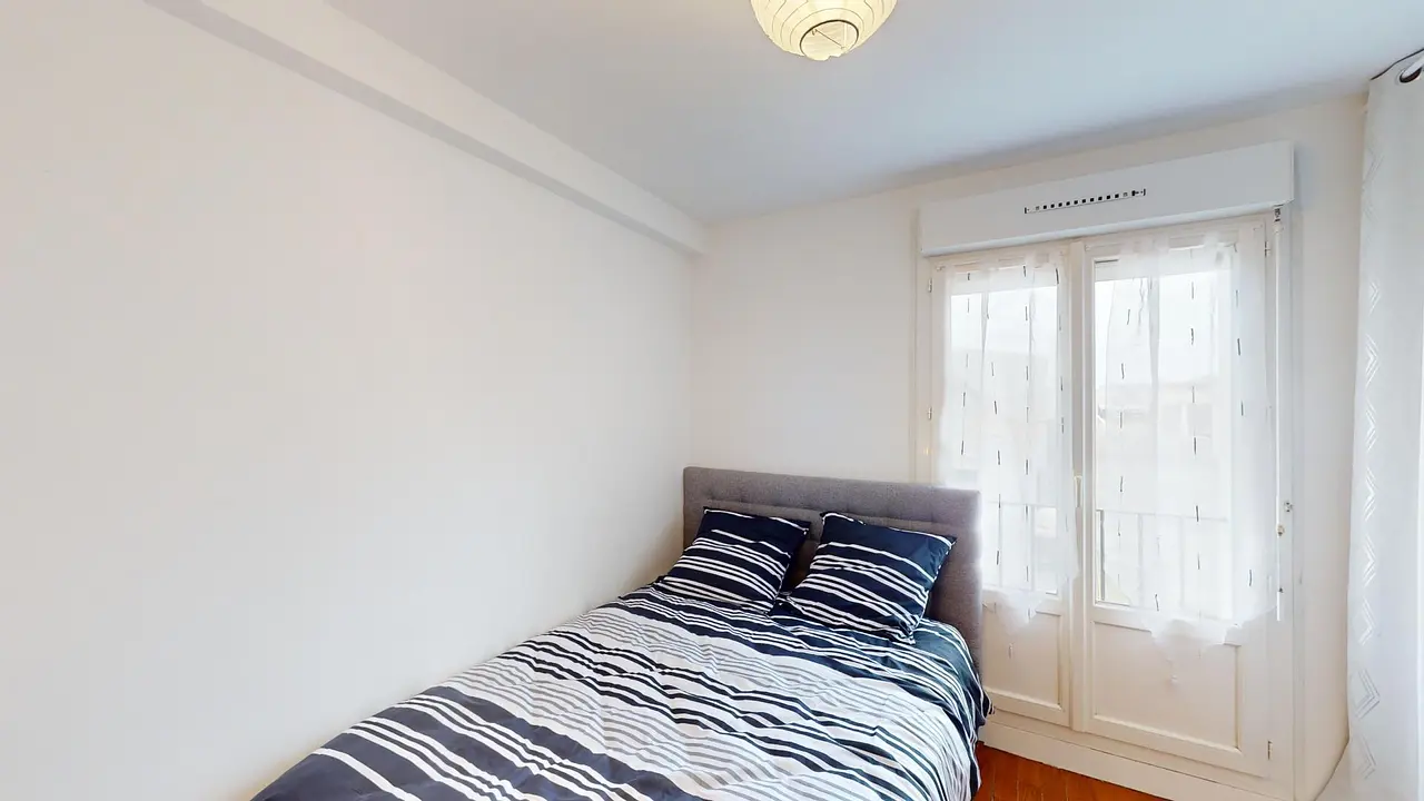 Colocation meublée de 78.0m2 - 365€ - Brest