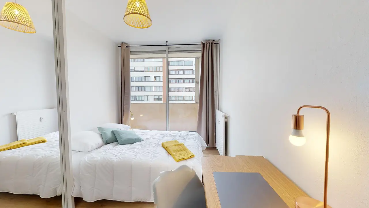 Colocation meublée de 93.0m2 - 495€ - Villeurbanne