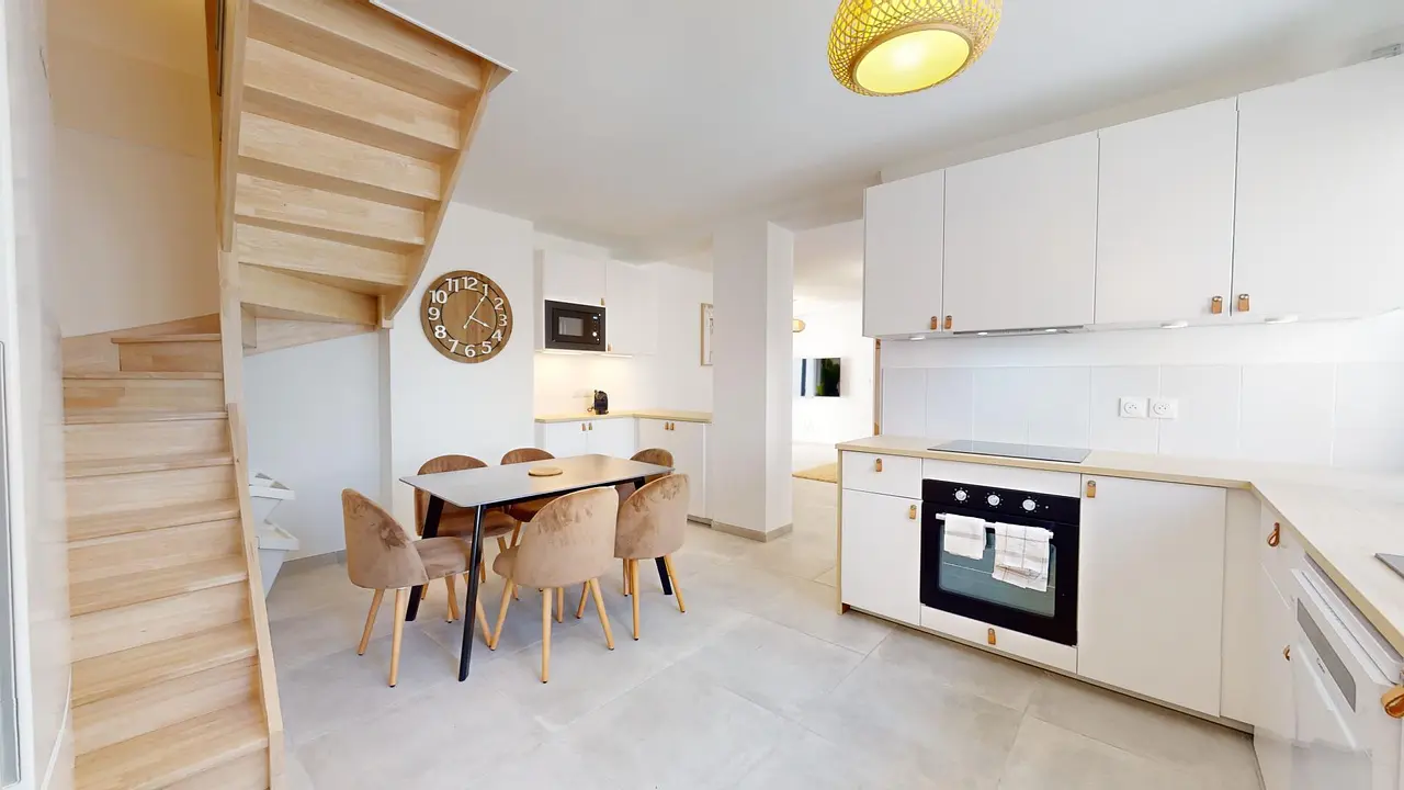 Colocation meublée de 200.0m2 - 595€ - Oullins