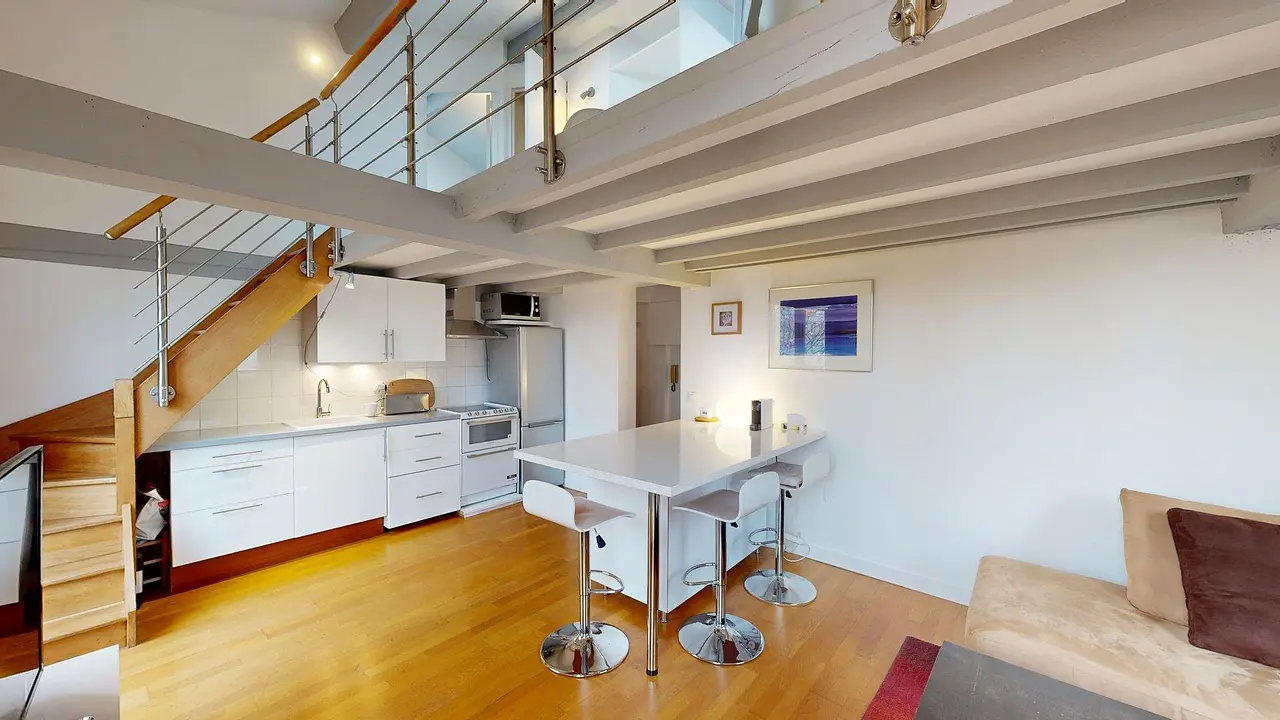 Appartement meublé de 63.76m2 - 2220€ - Paris