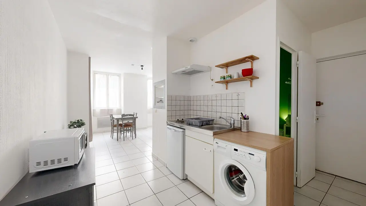 Appartement meublé de 25.0m2 - 425€ - Pau