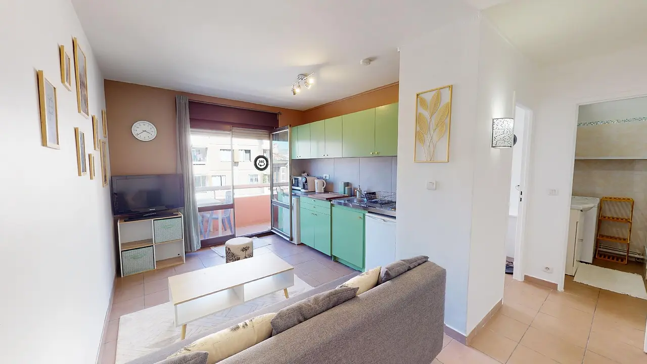Appartement meublé de 42.52m2 - 860€ - Marseille