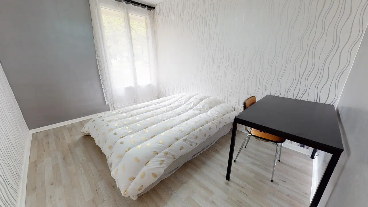 Colocation meublée de 96.0m2 - 548€ - Villeurbanne