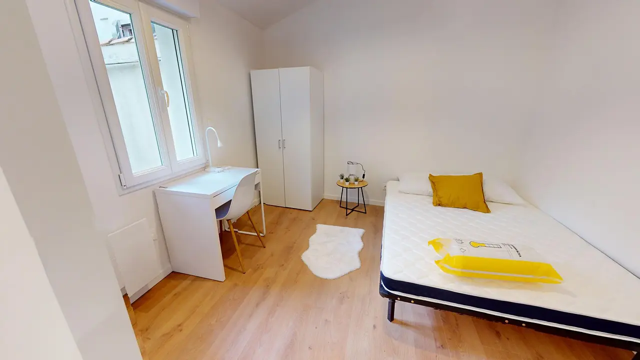 Coliving de 136.0m2 - 650€ - Bordeaux