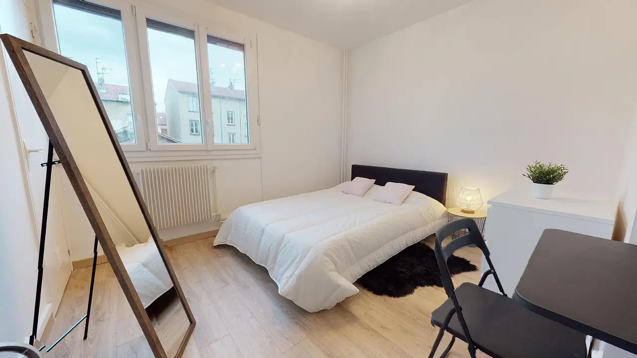 Colocation meublée de 67.0m2 - 520€ - Villeurbanne