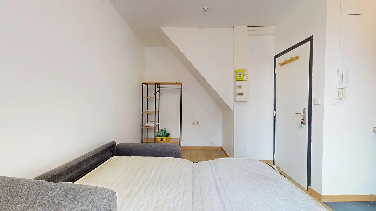 Appartement meublé de 15.48m2 - 420€ - Roubaix