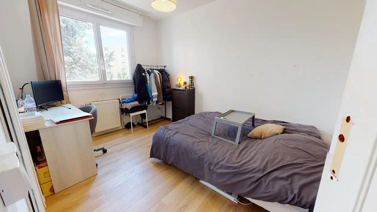 Colocation meublée de 80.0m2 - 512€ - Vénissieux