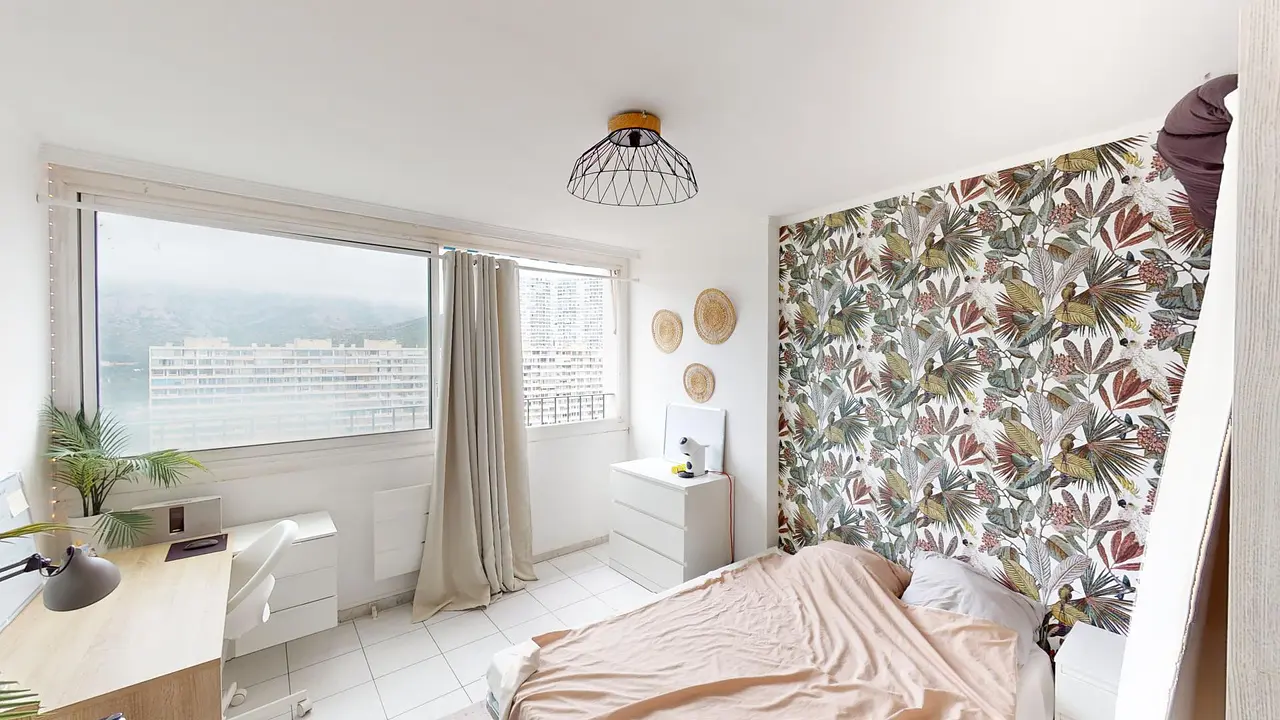 Colocation meublée de 100.0m2 - 611€ - Marseille