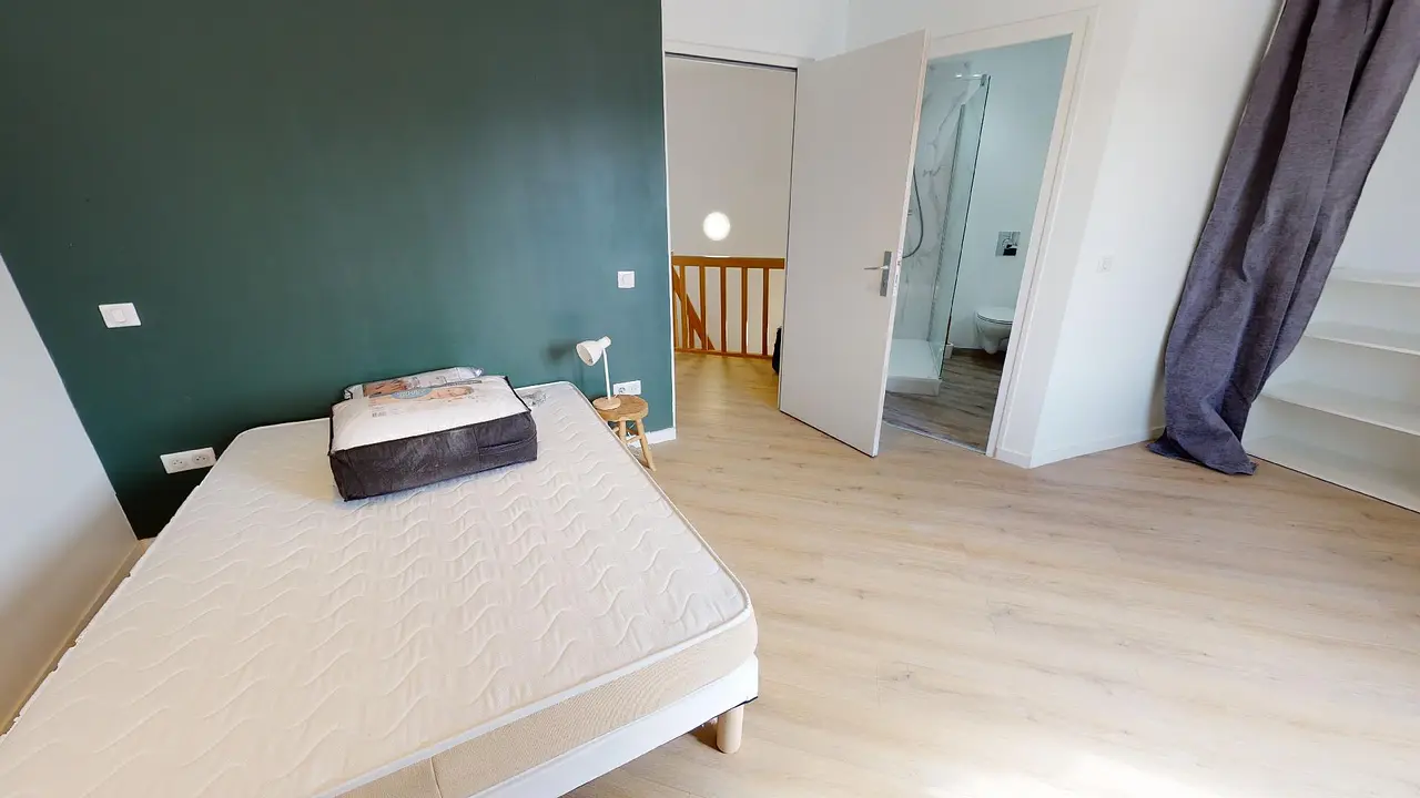 Colocation meublée de 150.0m2 - 579€ - Lille