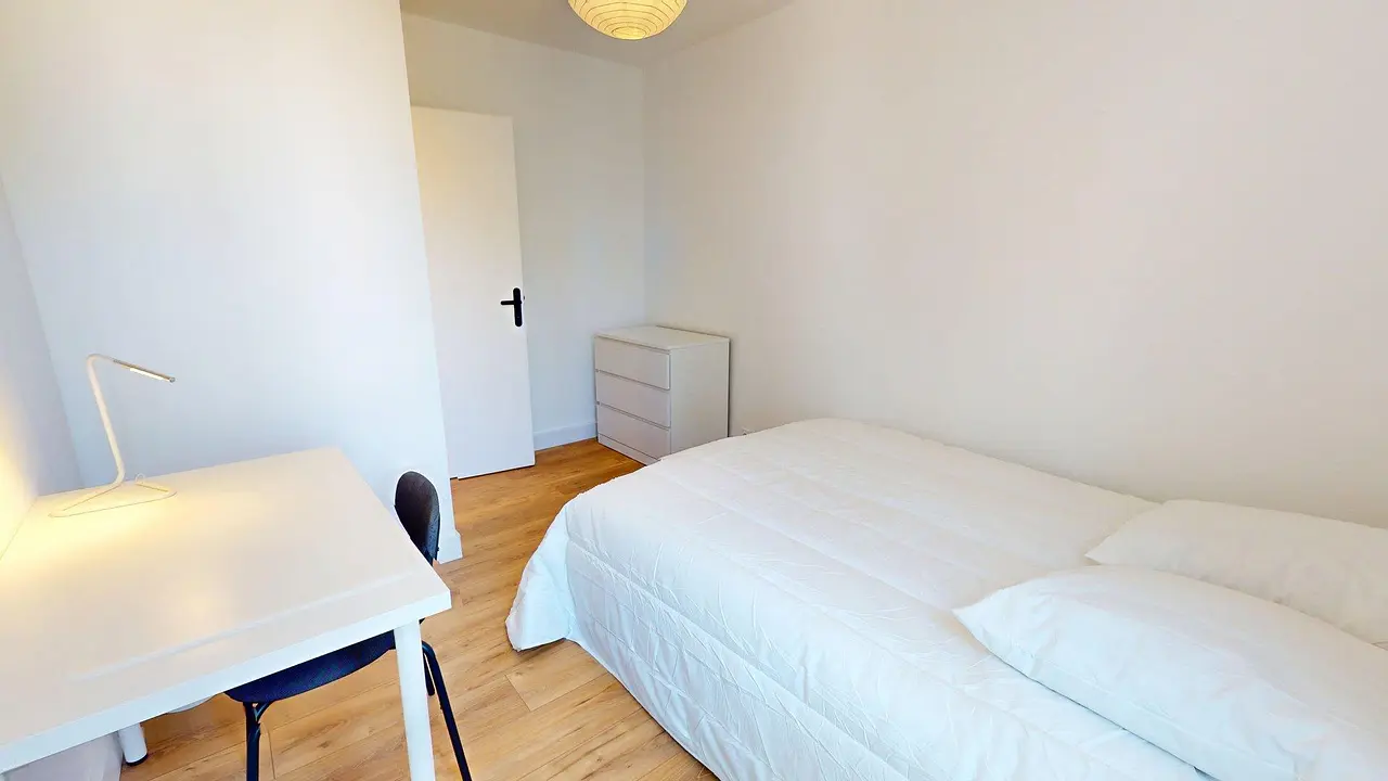 Colocation meublée de 89.51m2 - 575€ - Talence