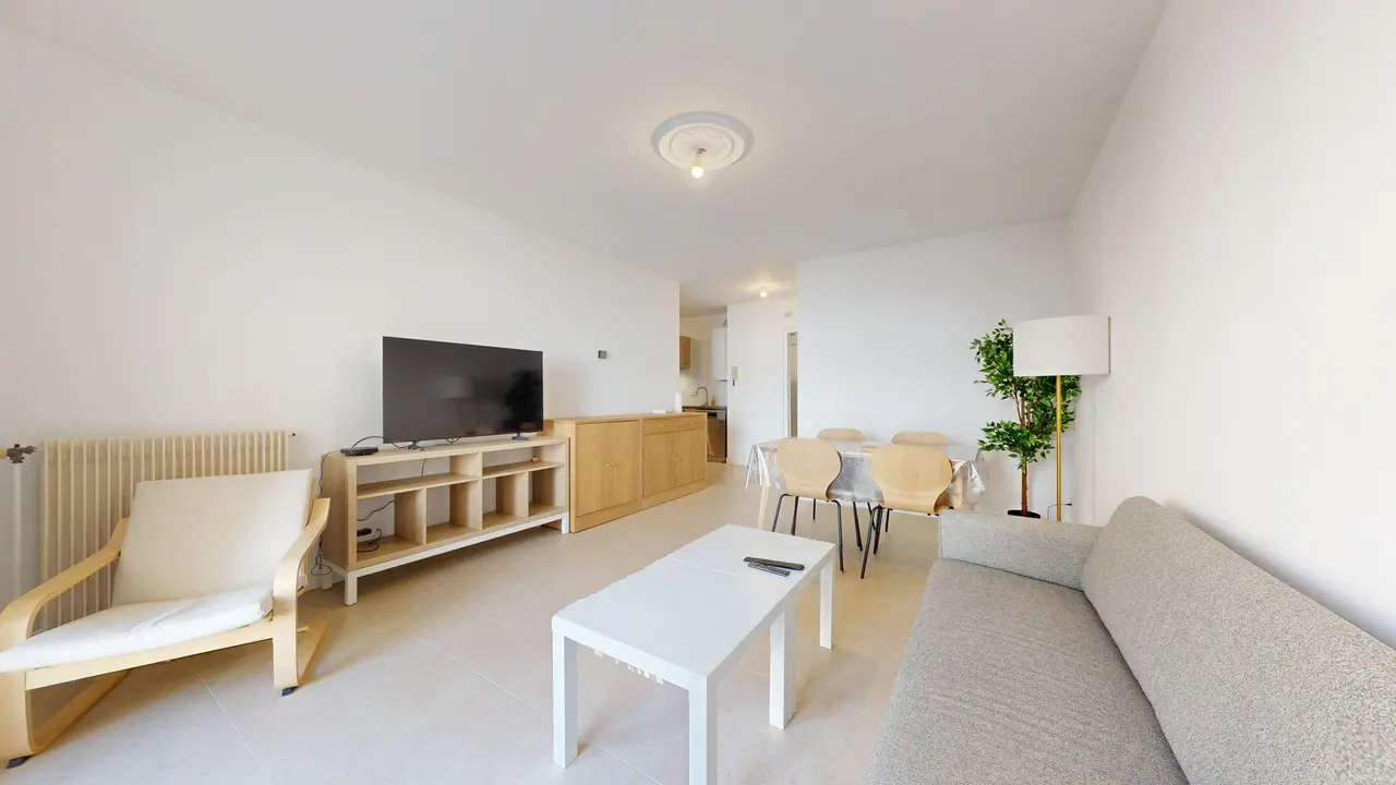 Colocation meublée de 88.09m2 - 530€ - Vénissieux