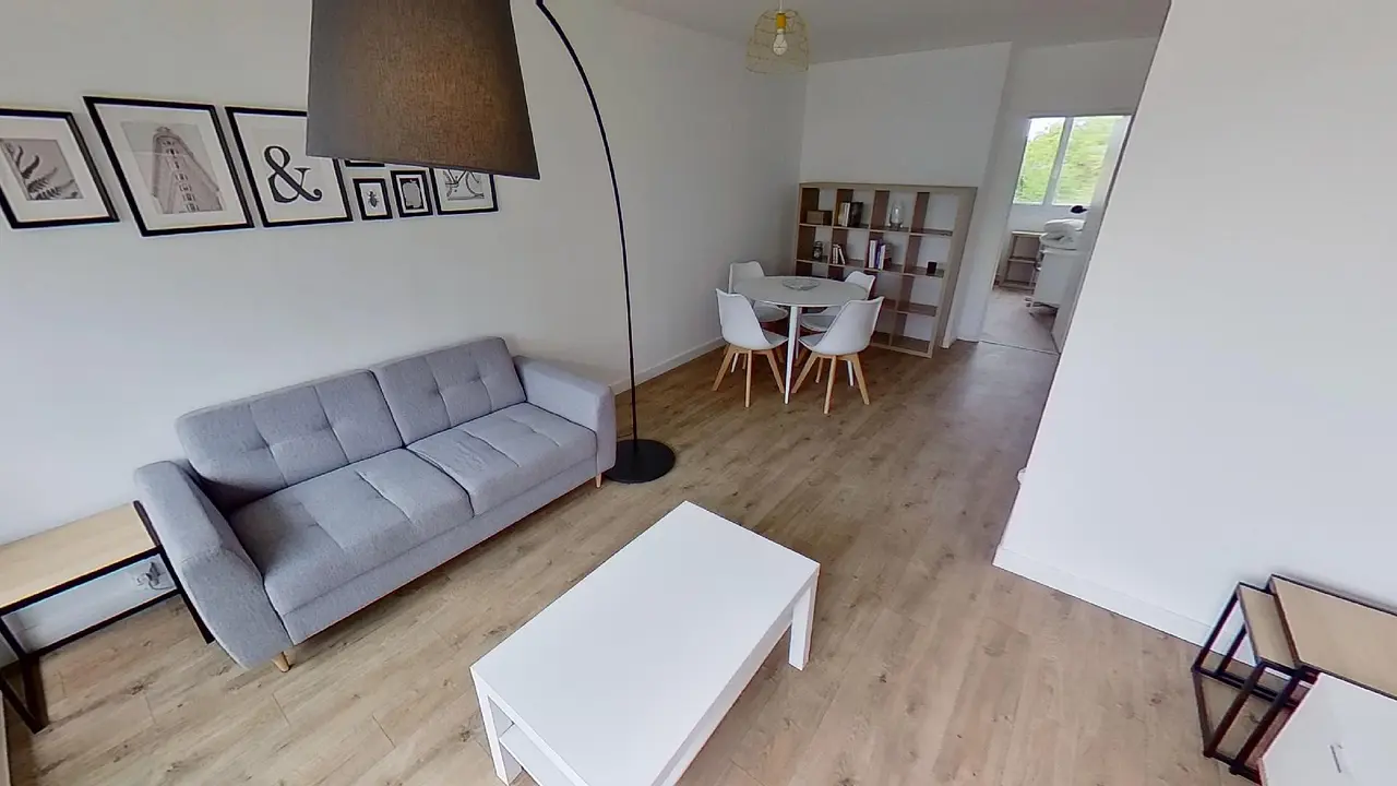 Colocation meublée de 87.0m2 - 440€ - Cenon