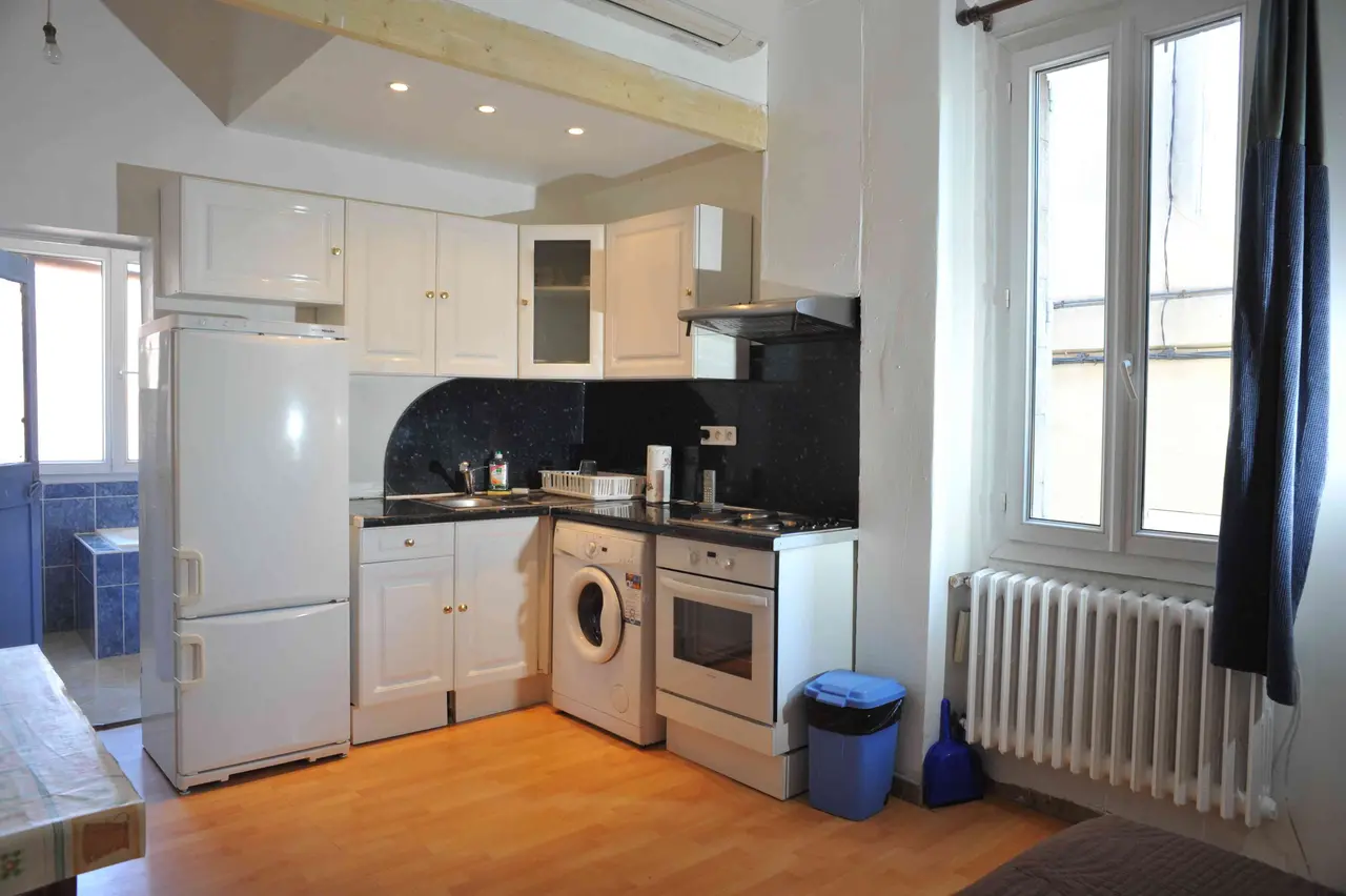 Appartement meublé de 51.0m2 - 1140€ - Avignon